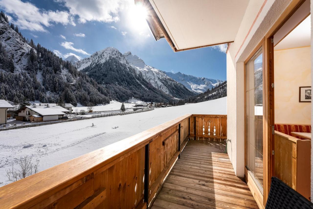 Отель Alfaierhof-Bergheimat Гшниц Экстерьер фото